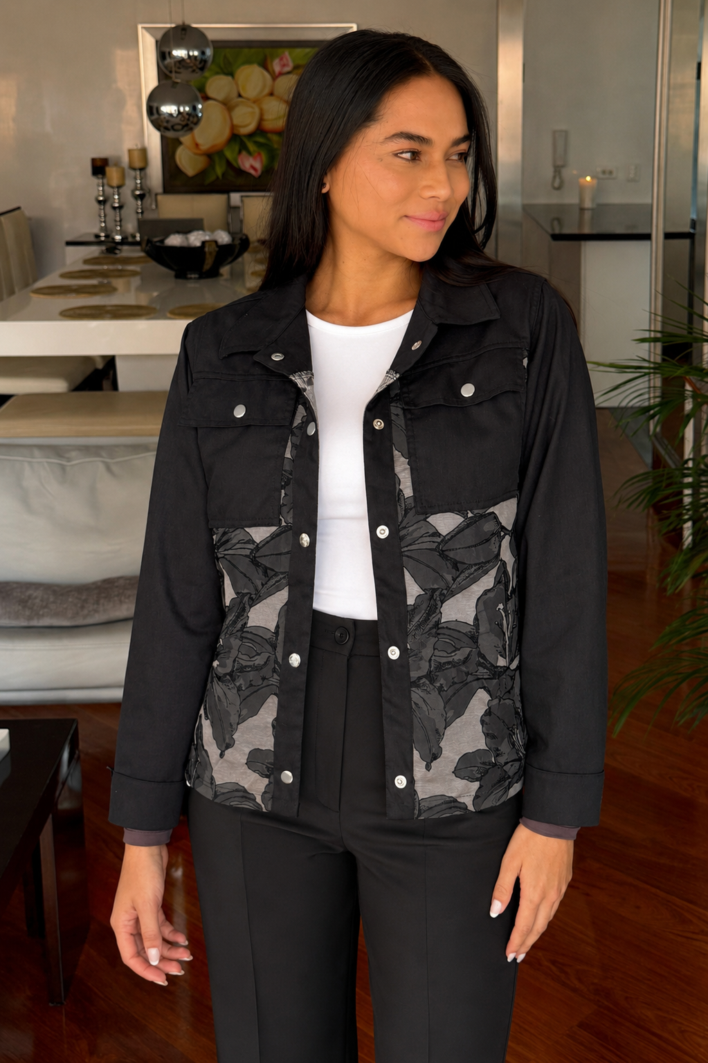 CHAQUETA NEGRA ORCHID OVERSIZE