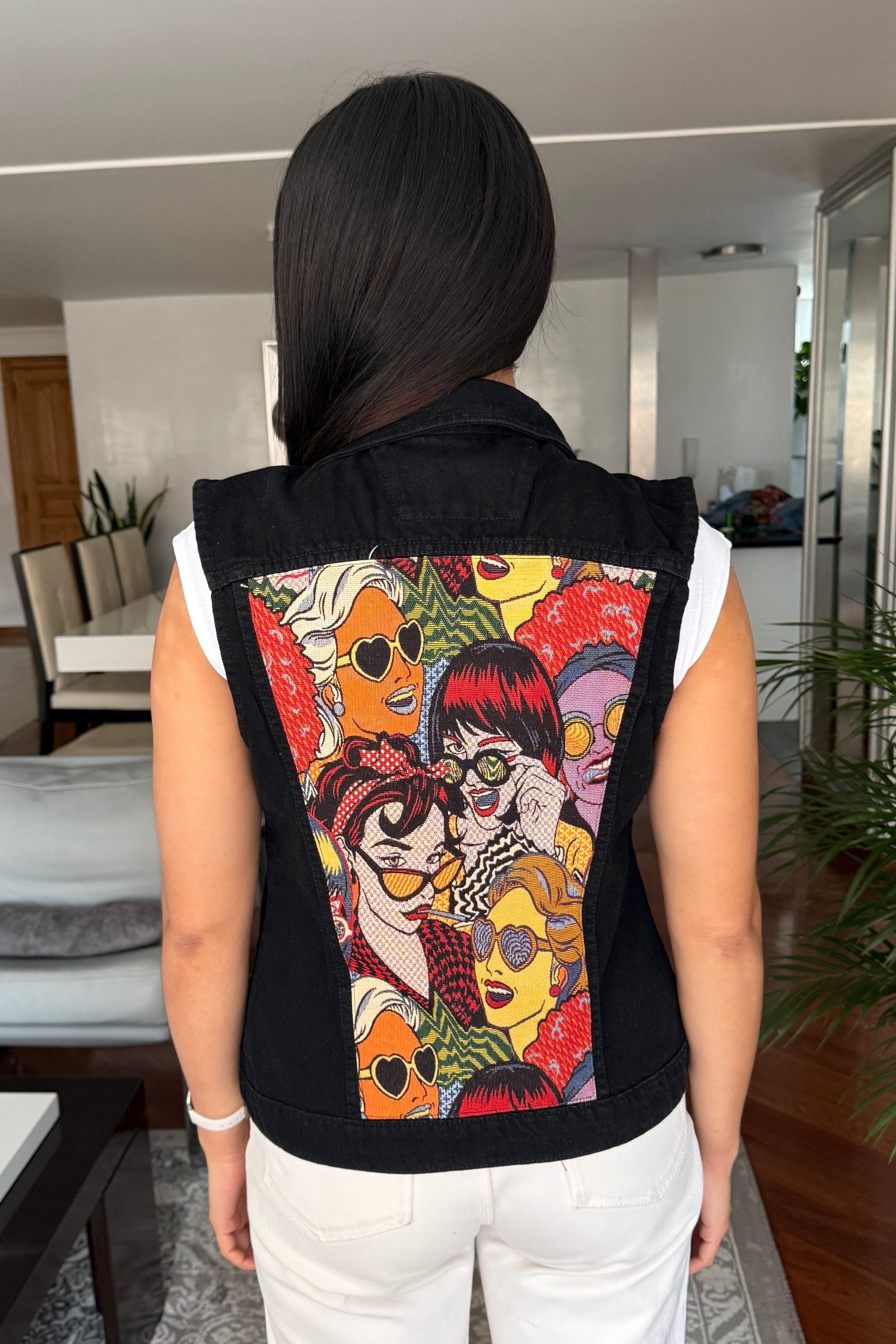 CHALECO ICONIC POP