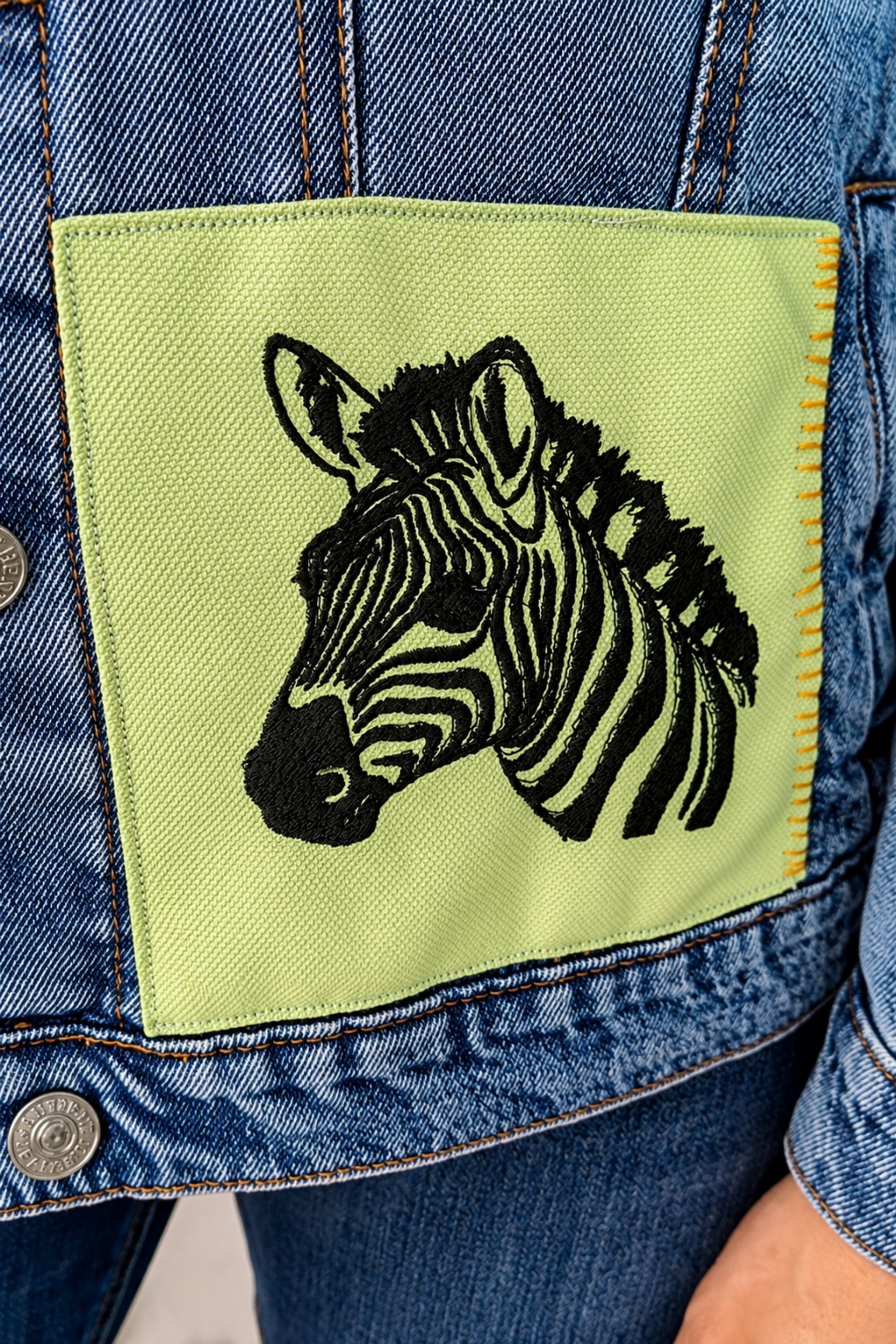 CHAQUETA TROPICAL ZEBRA