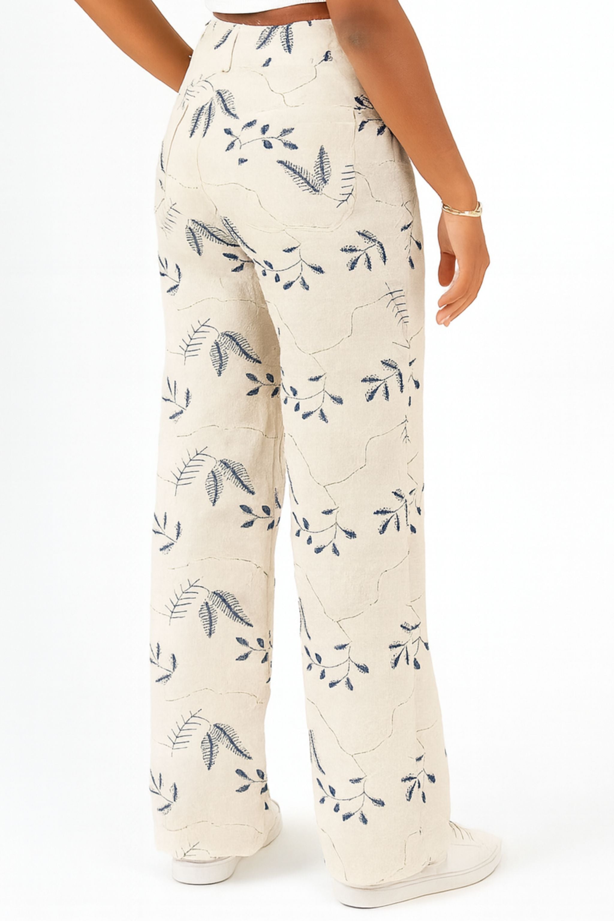 PANTALÓN BORDADO HOJAS