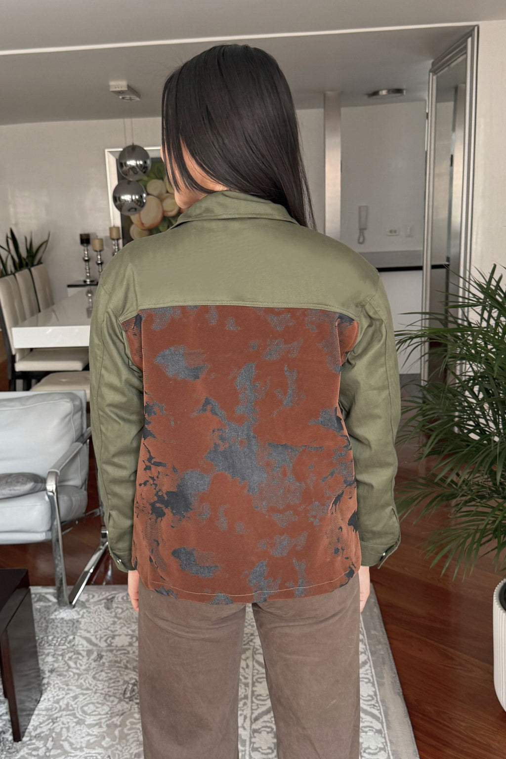 CHAQUETA CAMU OVERSIZE